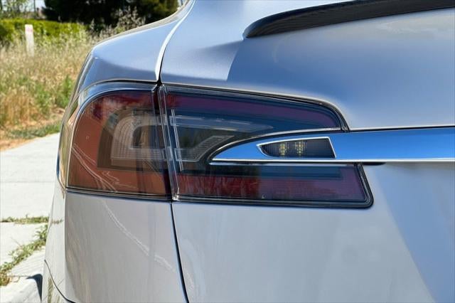 2016 Tesla Model S P90D
