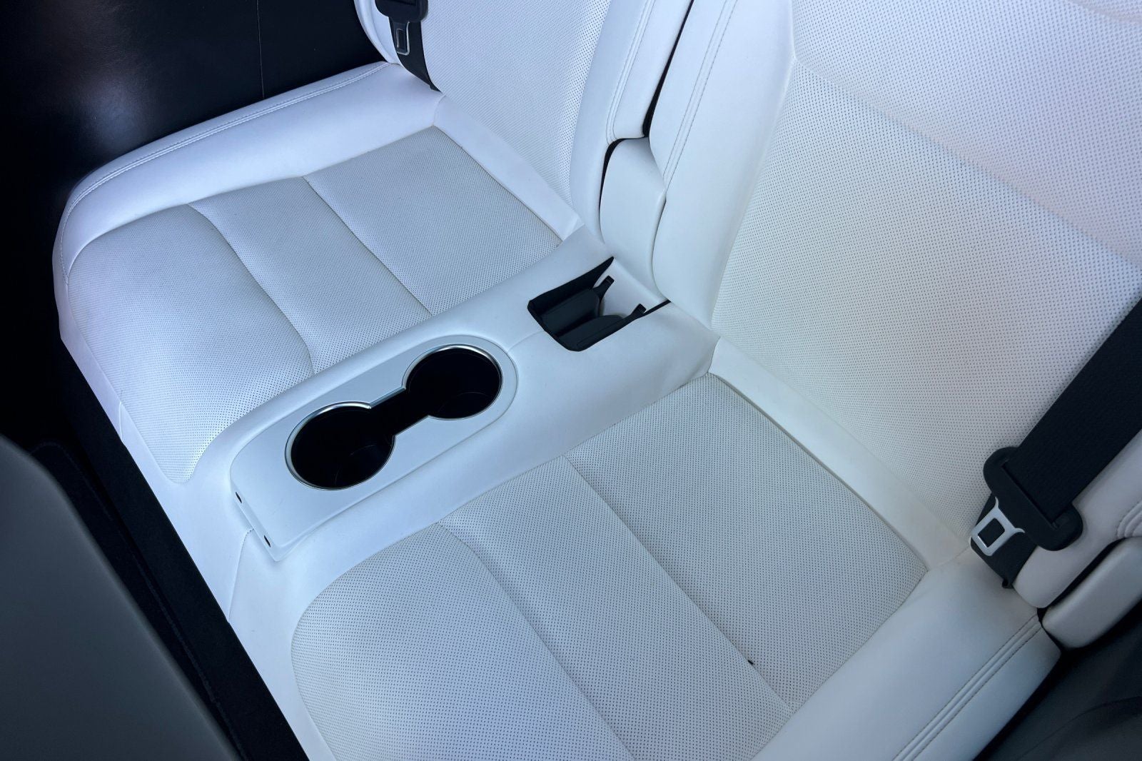 2022 Tesla Model X Plaid Tri Motor All-Wheel Drive