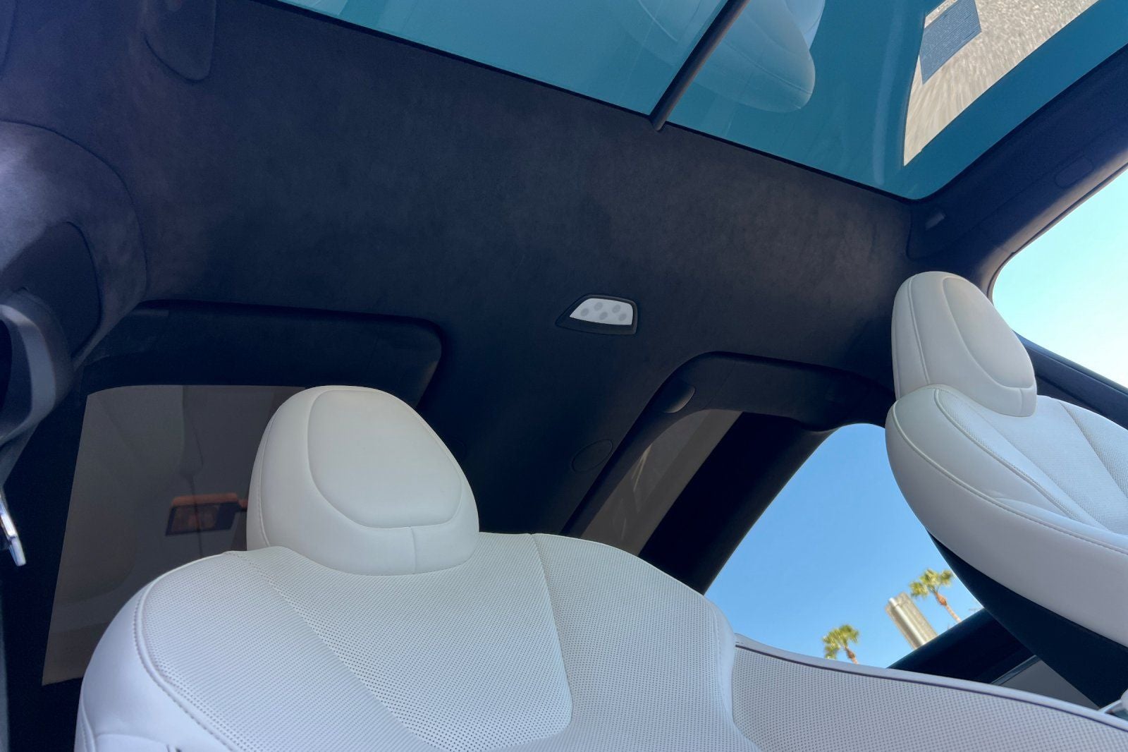 2022 Tesla Model X Plaid Tri Motor All-Wheel Drive