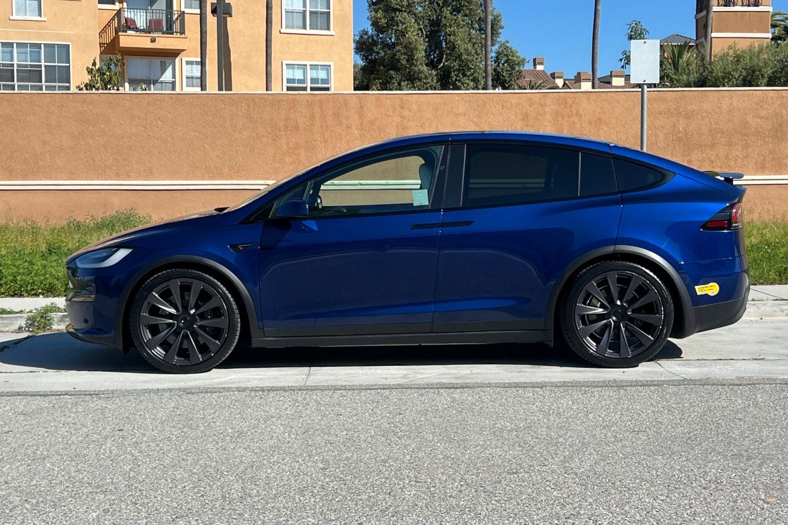 2022 Tesla Model X Plaid Tri Motor All-Wheel Drive