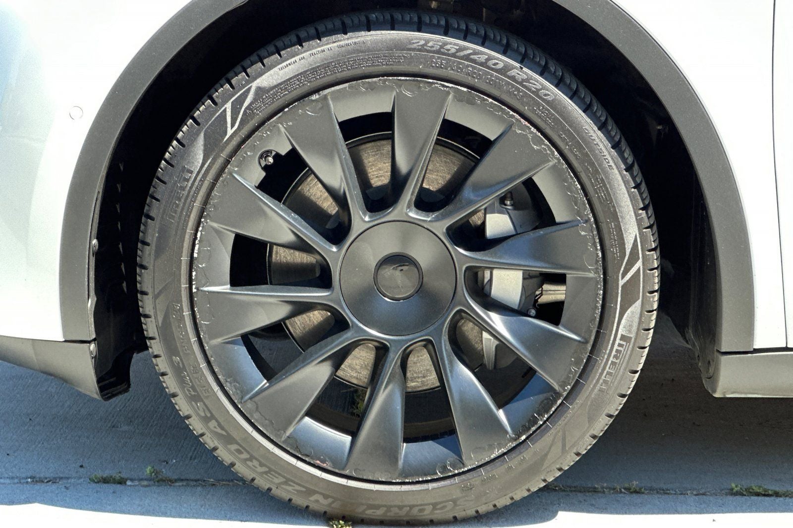 2022 Tesla Model Y Long Range Dual Motor All-Wheel Drive