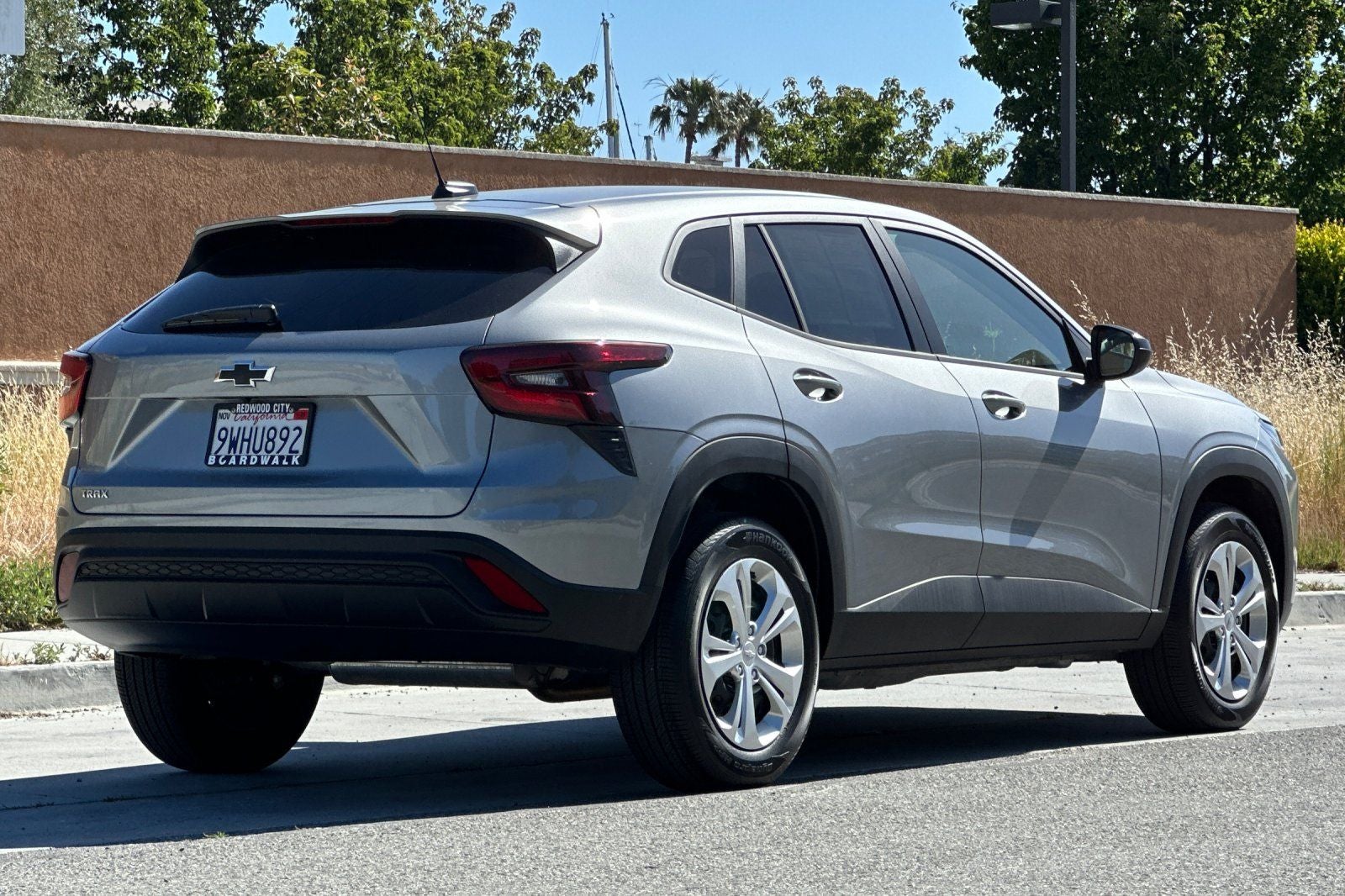 2026 Chevrolet Trax FWD LS