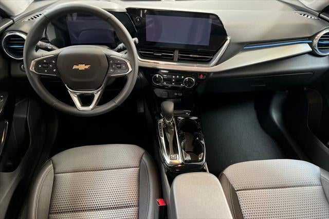 2025 Chevrolet Trax FWD LT