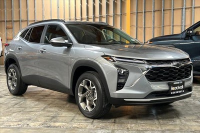 2025 Chevrolet Trax FWD LT