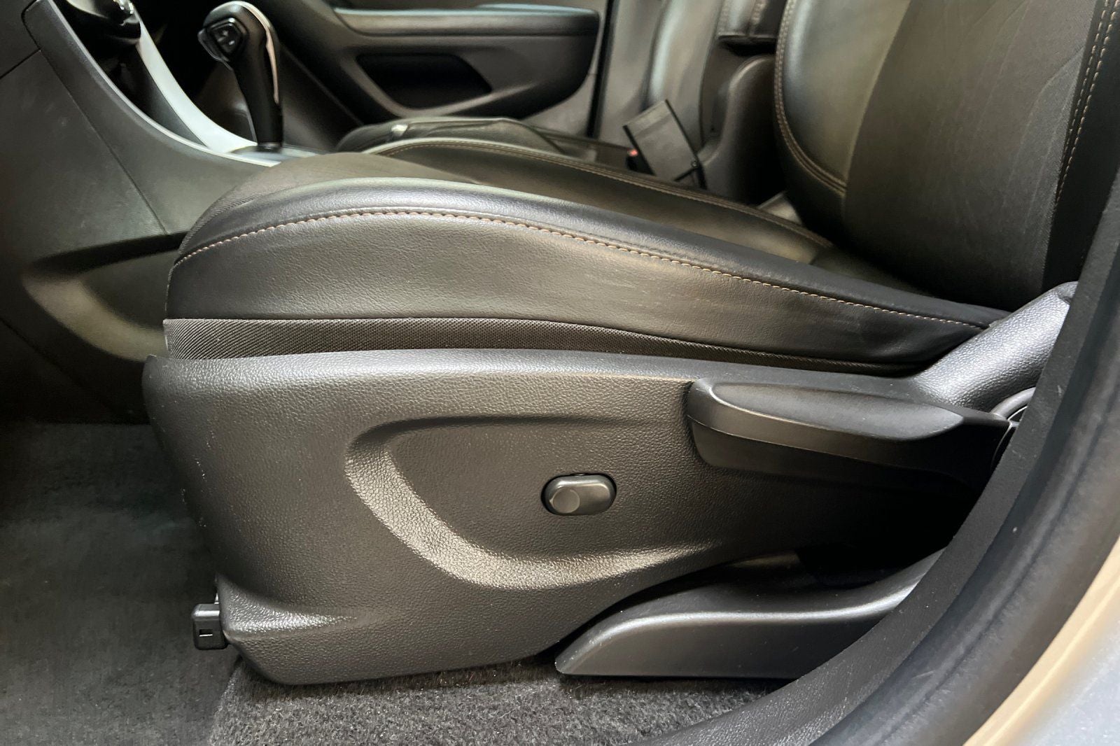 2021 Chevrolet Trax AWD LT