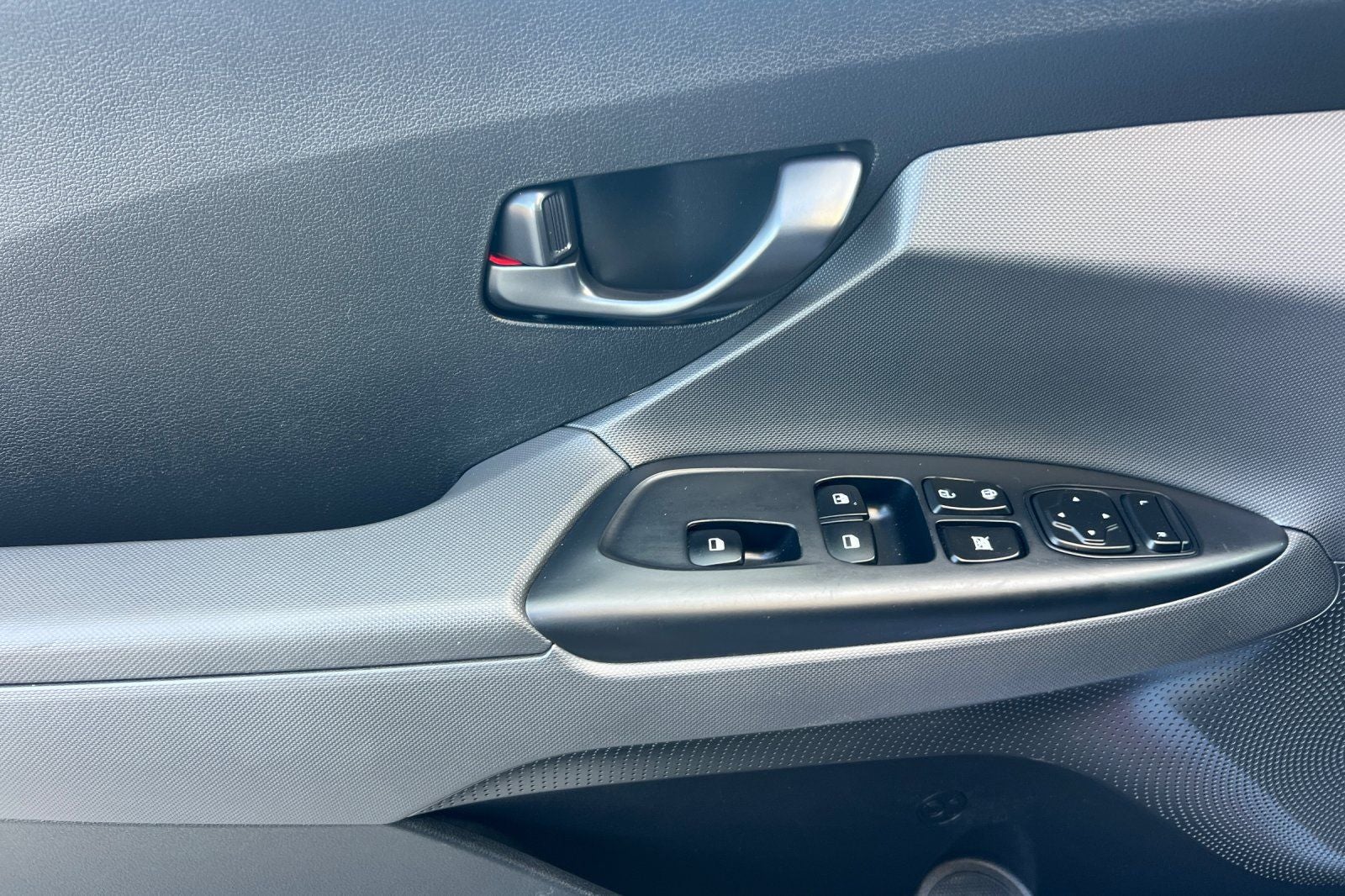 2022 Hyundai Veloster N Base