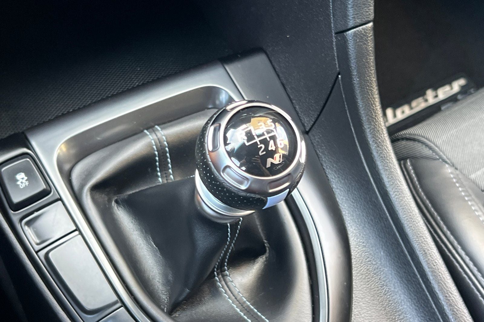 2022 Hyundai Veloster N Base