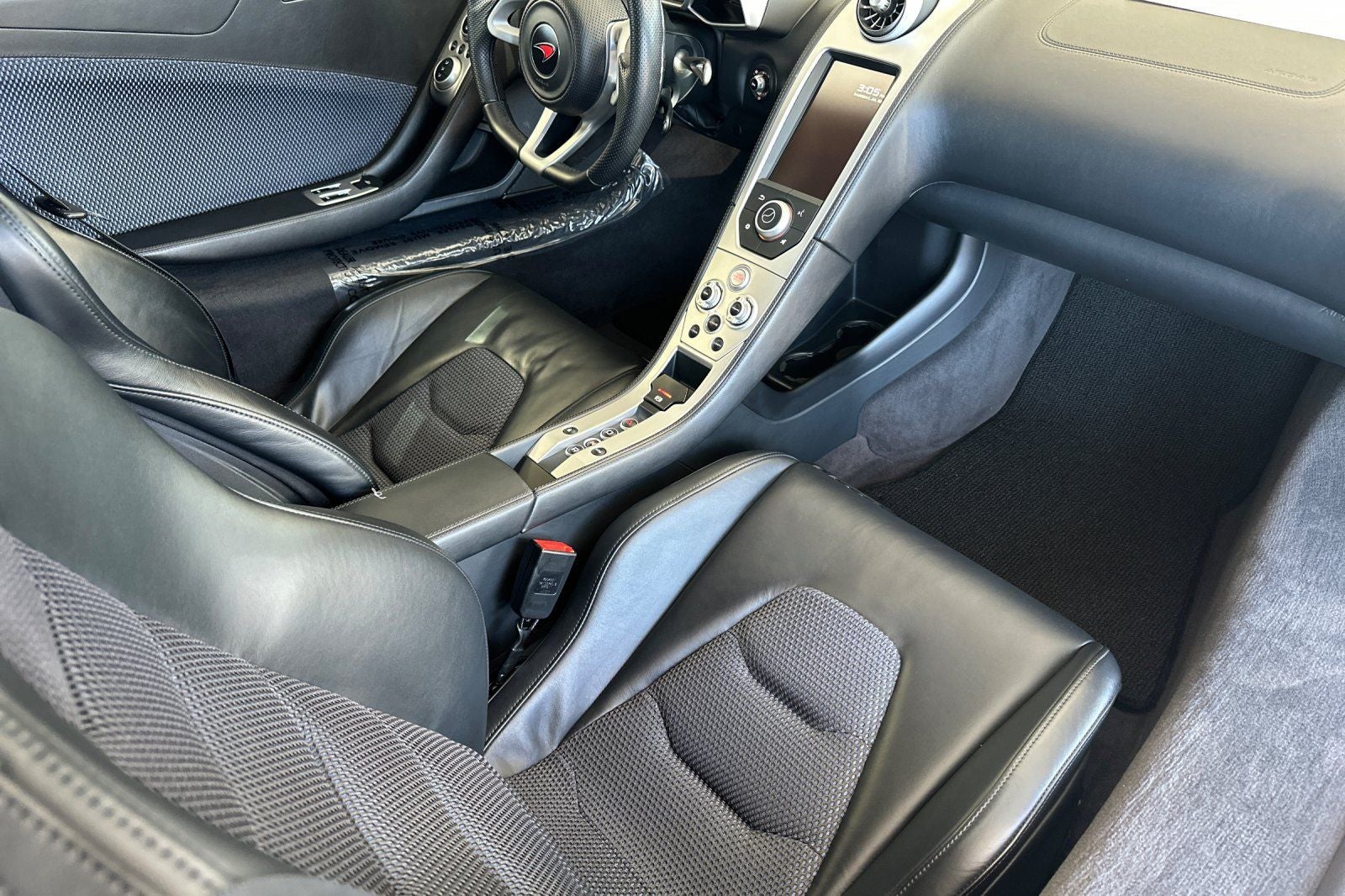 2012 McLaren MP4-12C Base