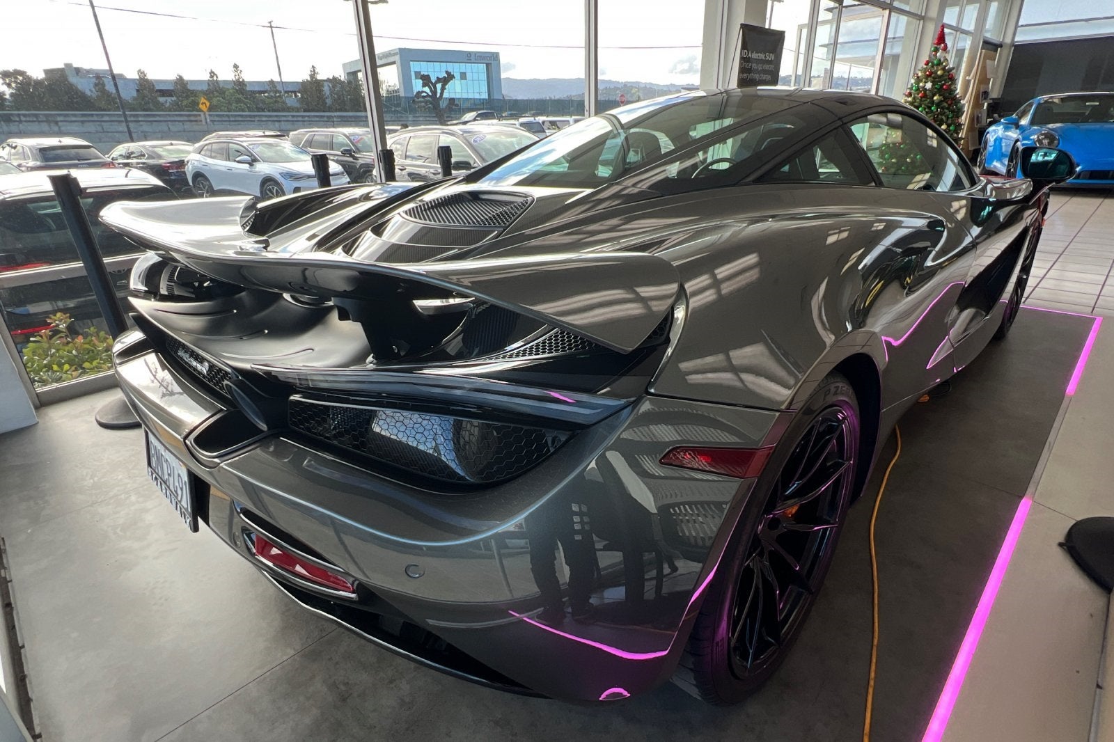 2019 McLaren 720S Base