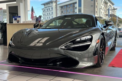 2019 McLaren 720S Base