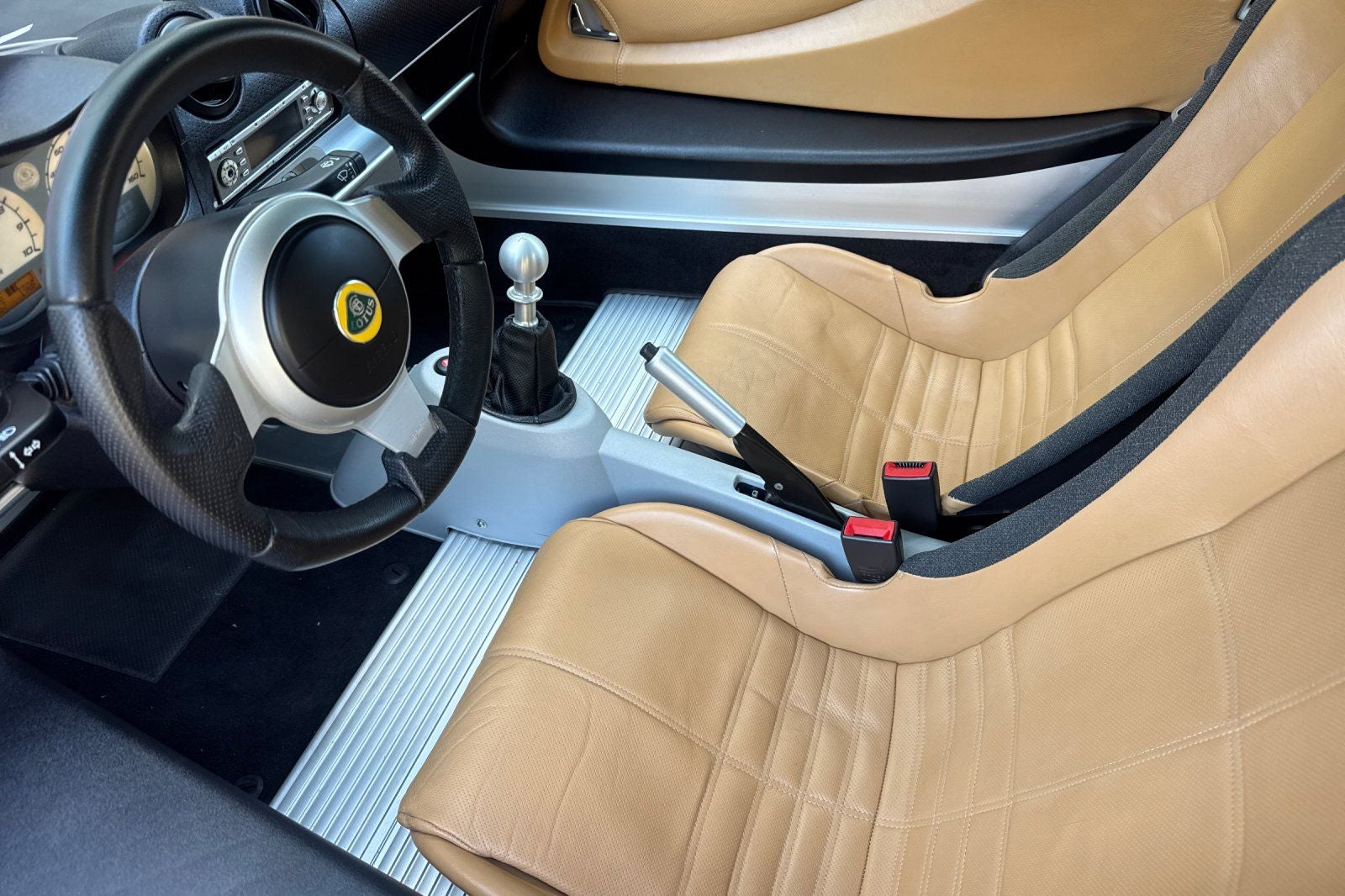 2005 Lotus Elise Base