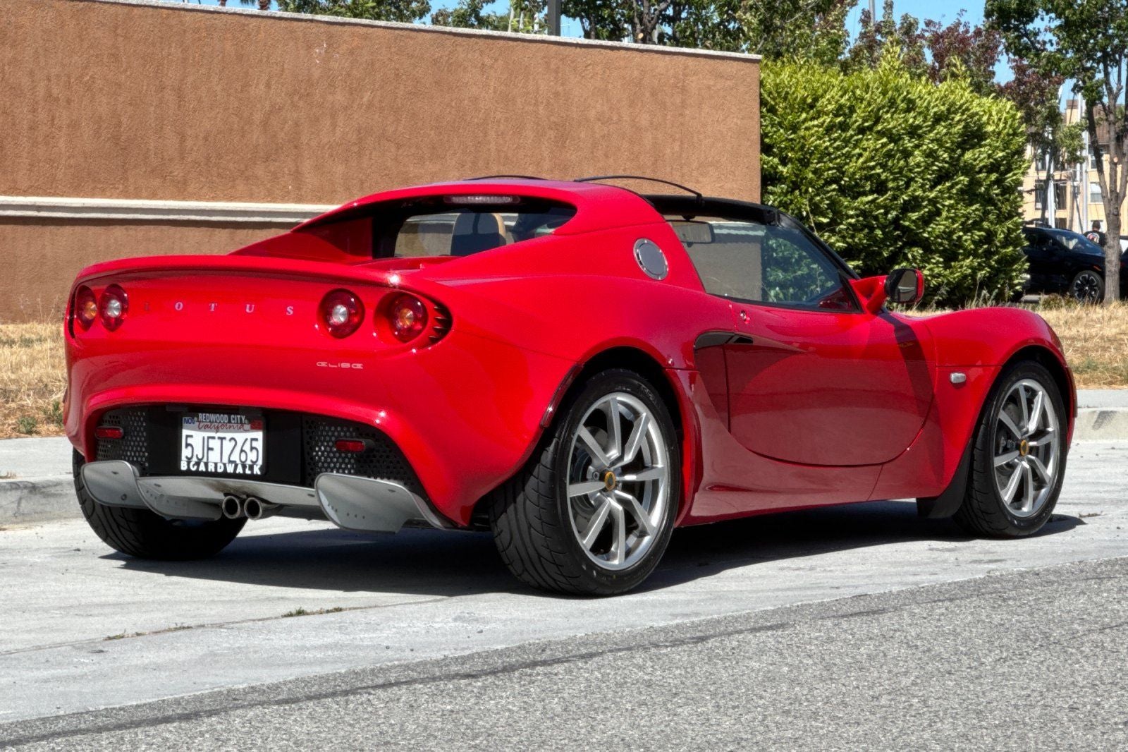 2005 Lotus Elise Base