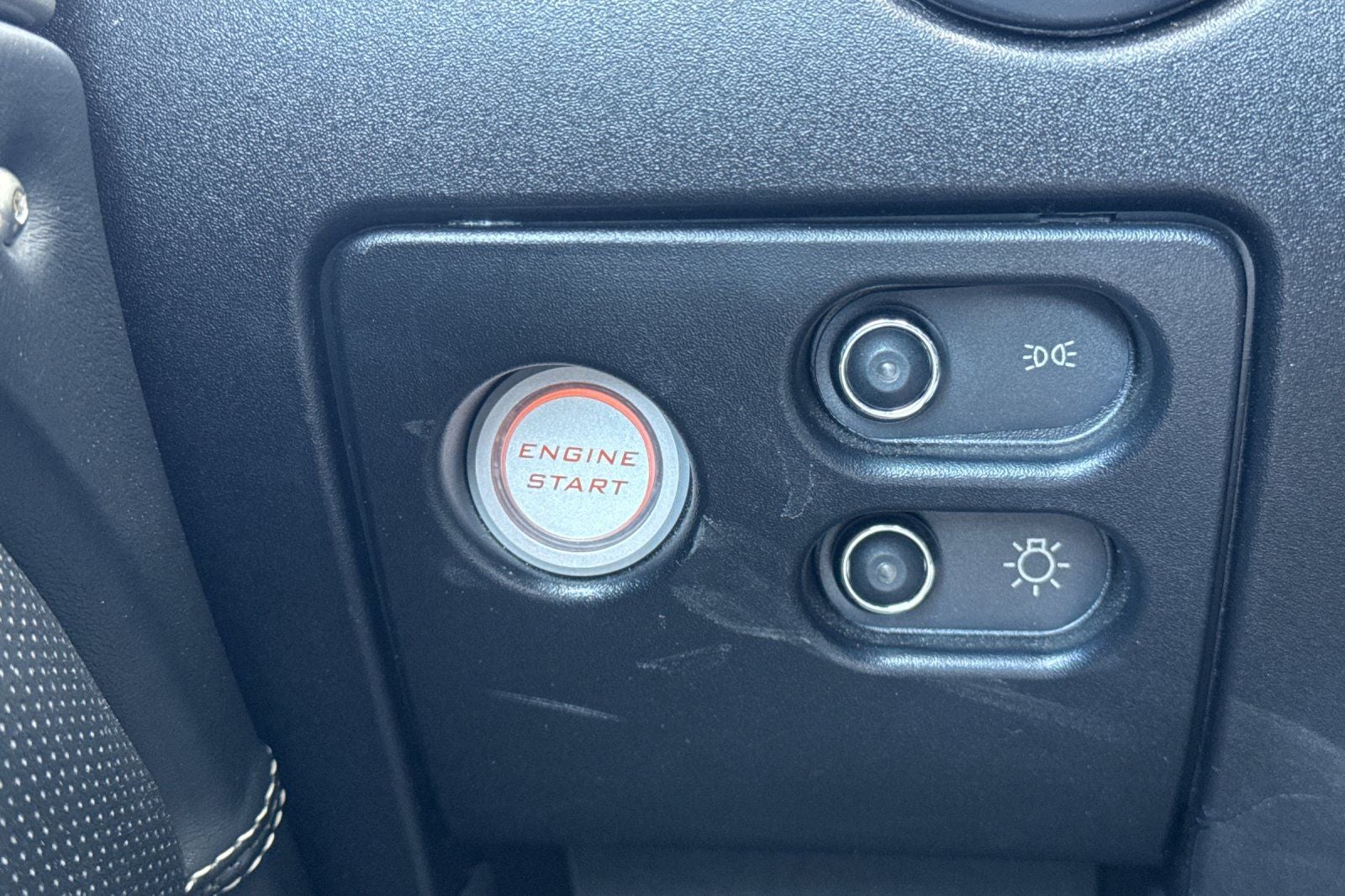 2005 Lotus Elise Base