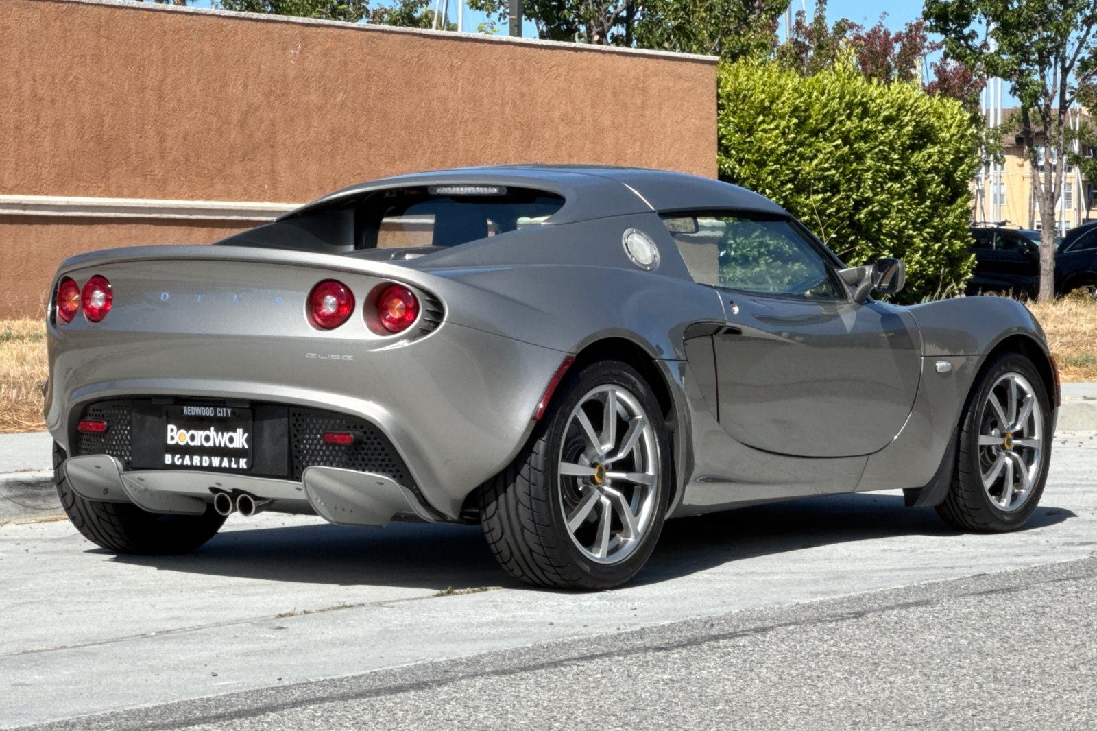 2005 Lotus Elise Base