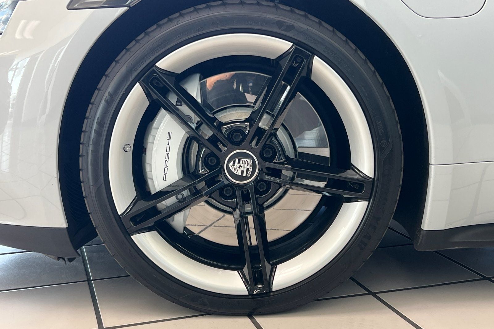 2022 Porsche Taycan 4S