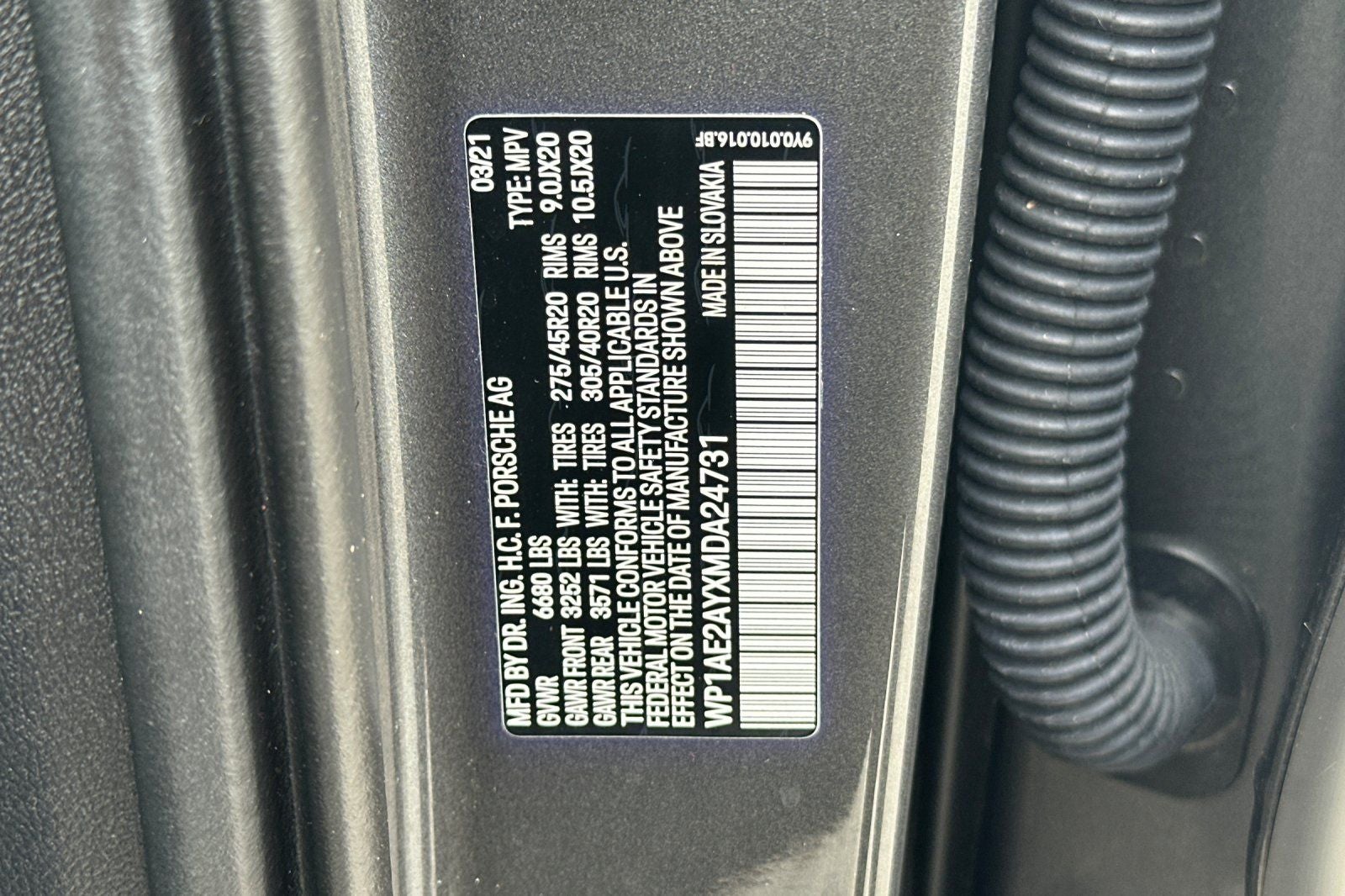 2021 Porsche Cayenne E-Hybrid Base