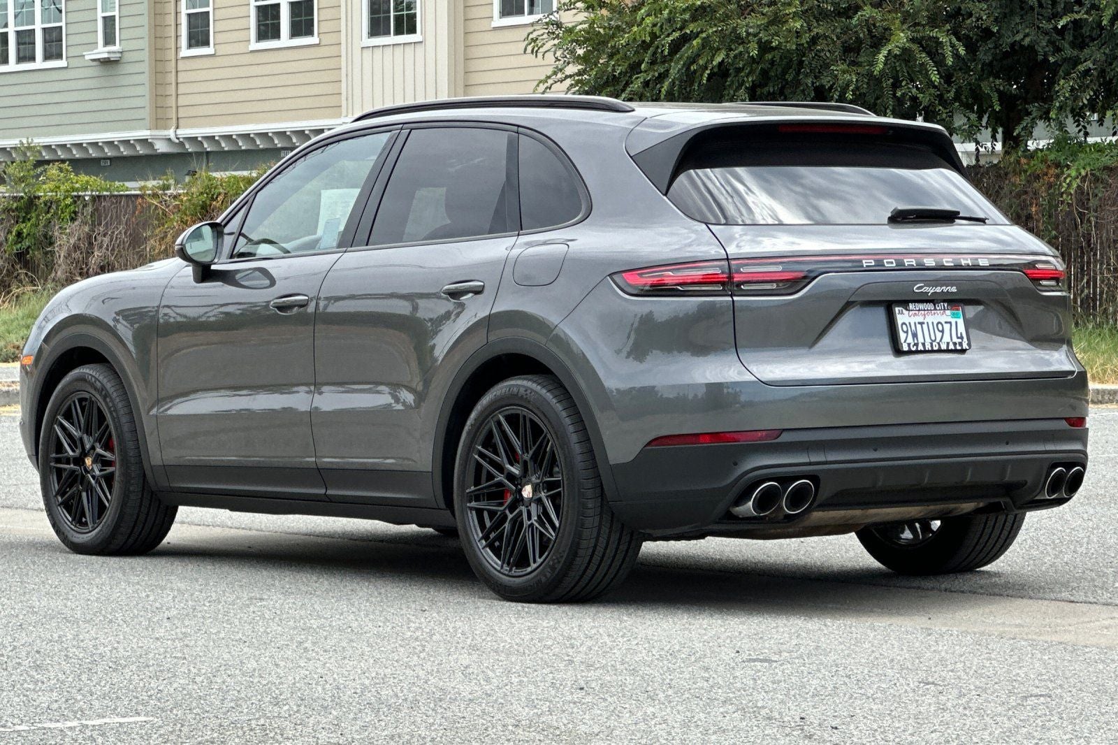 2021 Porsche Cayenne E-Hybrid Base