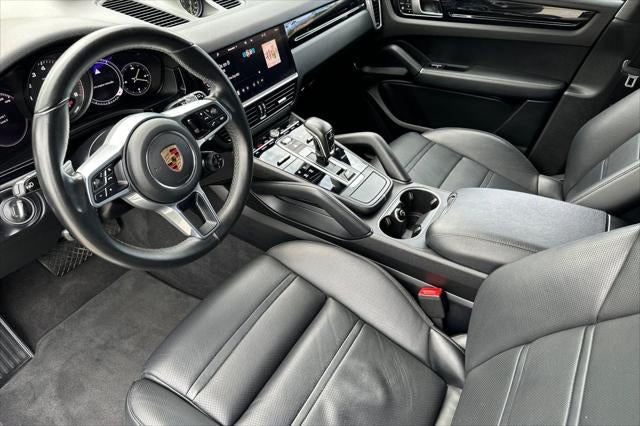 2021 Porsche Cayenne E-Hybrid Base