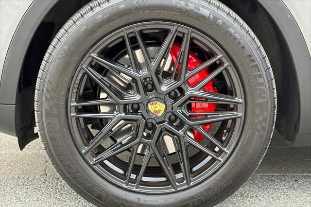 2021 Porsche Cayenne E-Hybrid Base