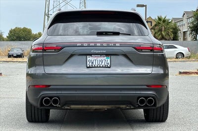 2021 Porsche Cayenne E-Hybrid Base