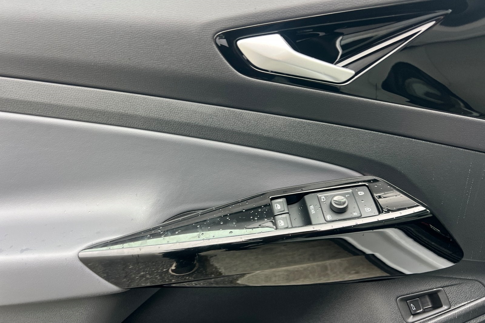 2022 Volkswagen ID.4 AWD Pro S