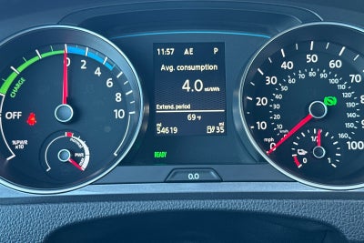 2016 Volkswagen e-Golf SEL Premium