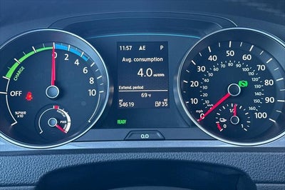 2016 Volkswagen e-Golf SEL Premium