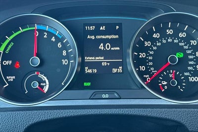2016 Volkswagen e-Golf SEL Premium