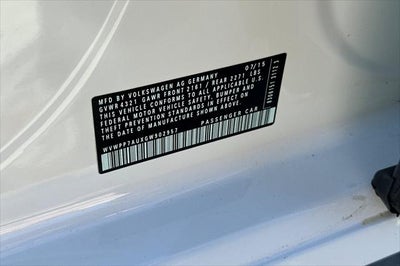 2016 Volkswagen e-Golf SEL Premium