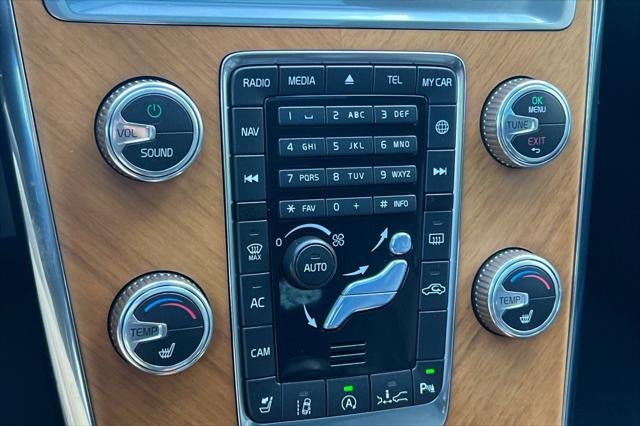 2017 Volvo XC60 T5 Inscription