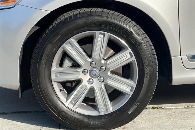 2017 Volvo XC60 T5 Inscription