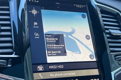 2016 Volvo XC90 T6 Momentum