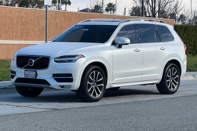 2016 Volvo XC90 T6 Momentum