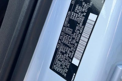 2016 Volvo XC90 T6 Momentum