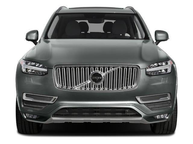 2016 Volvo XC90 T6 Momentum