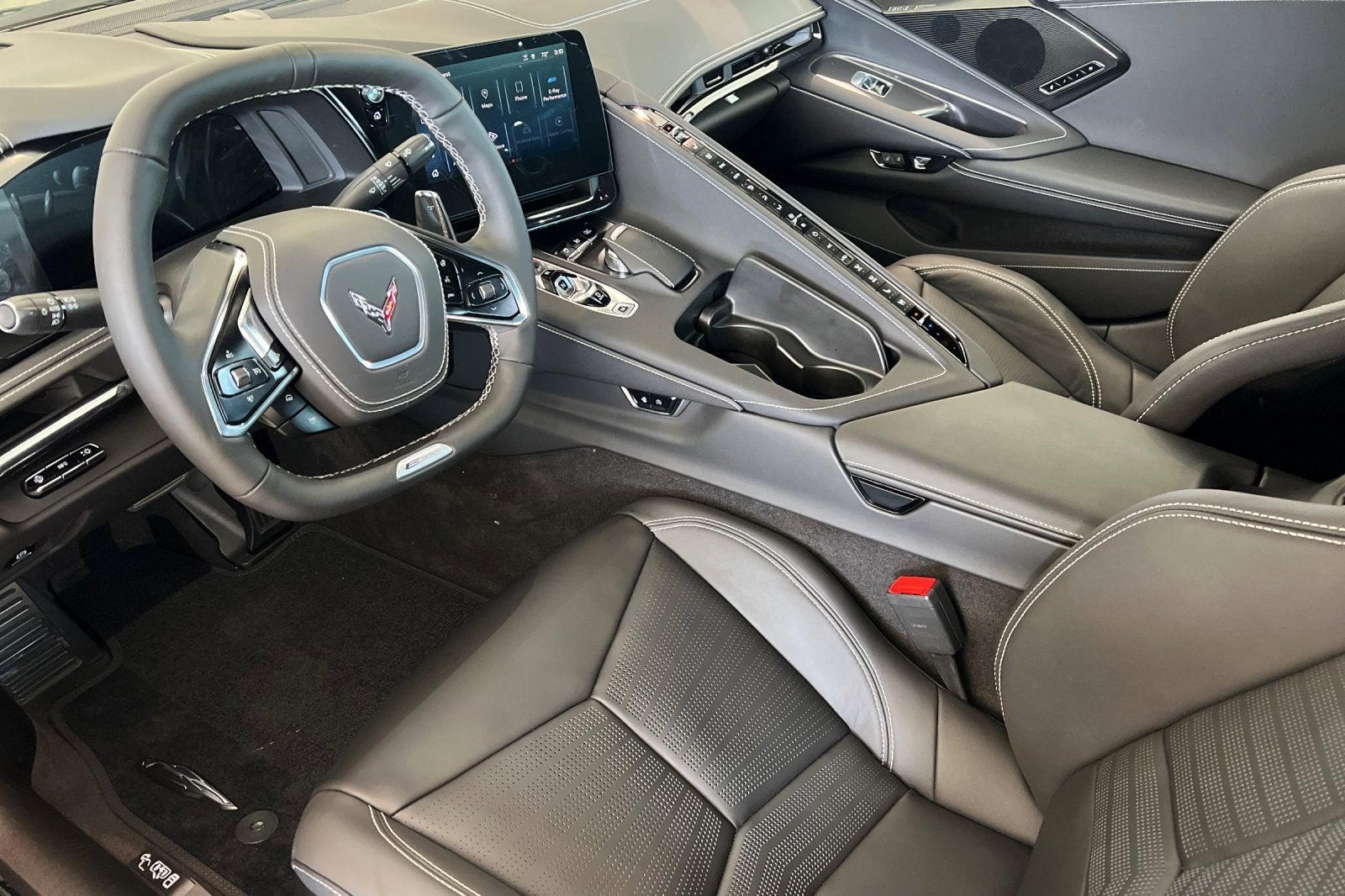 2025 Chevrolet Corvette E-Ray 2LZ