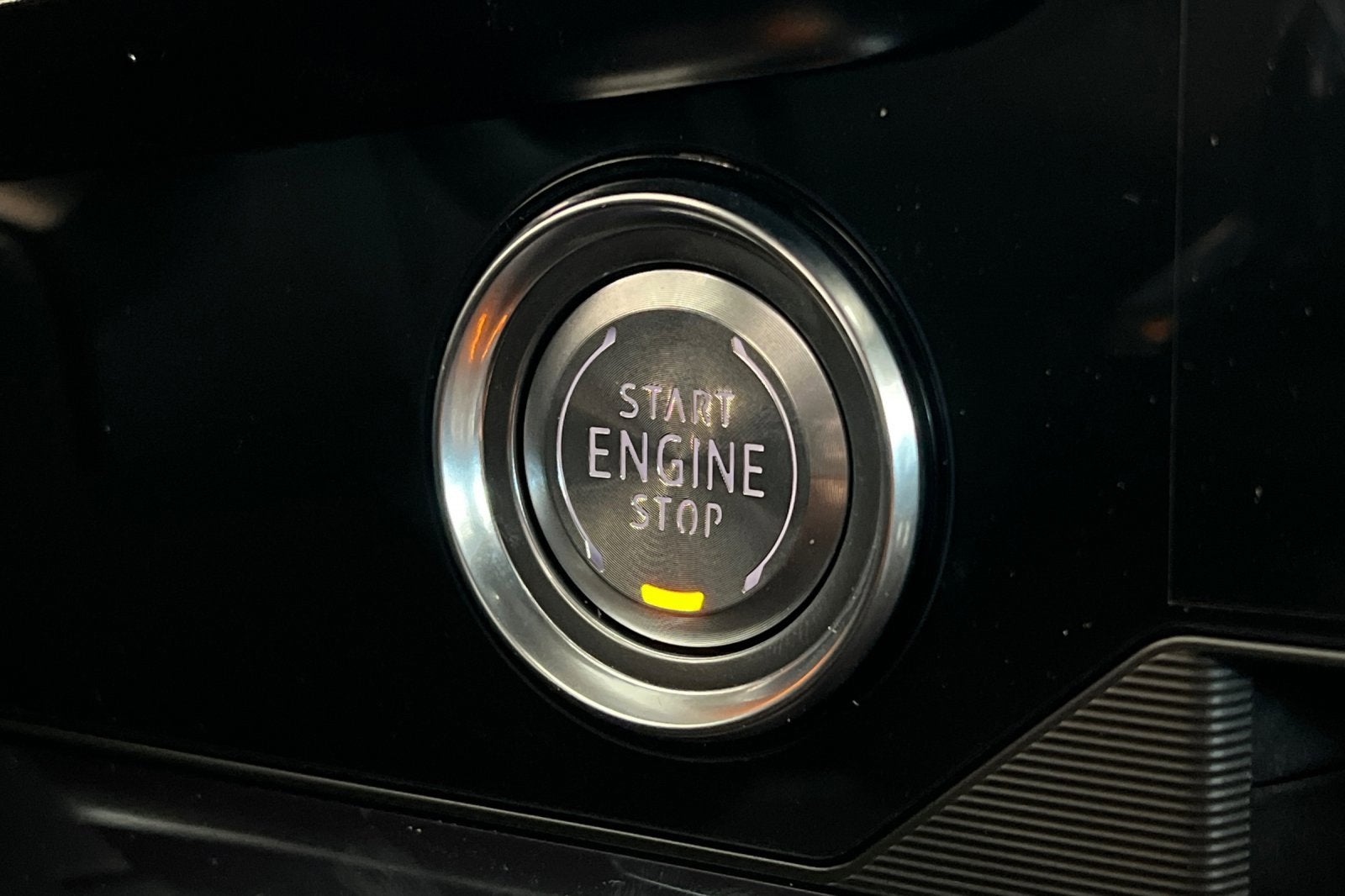 2025 Chevrolet Corvette E-Ray 2LZ