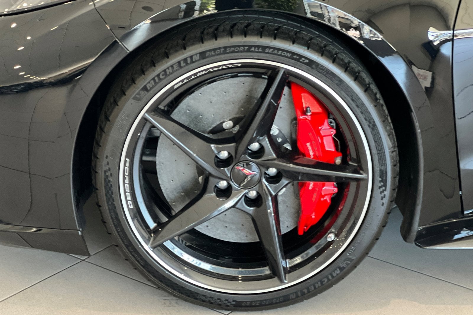 2025 Chevrolet Corvette E-Ray 2LZ