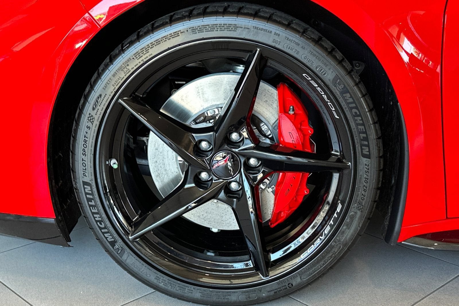 2027 Chevrolet Corvette 2LT - Photo 23