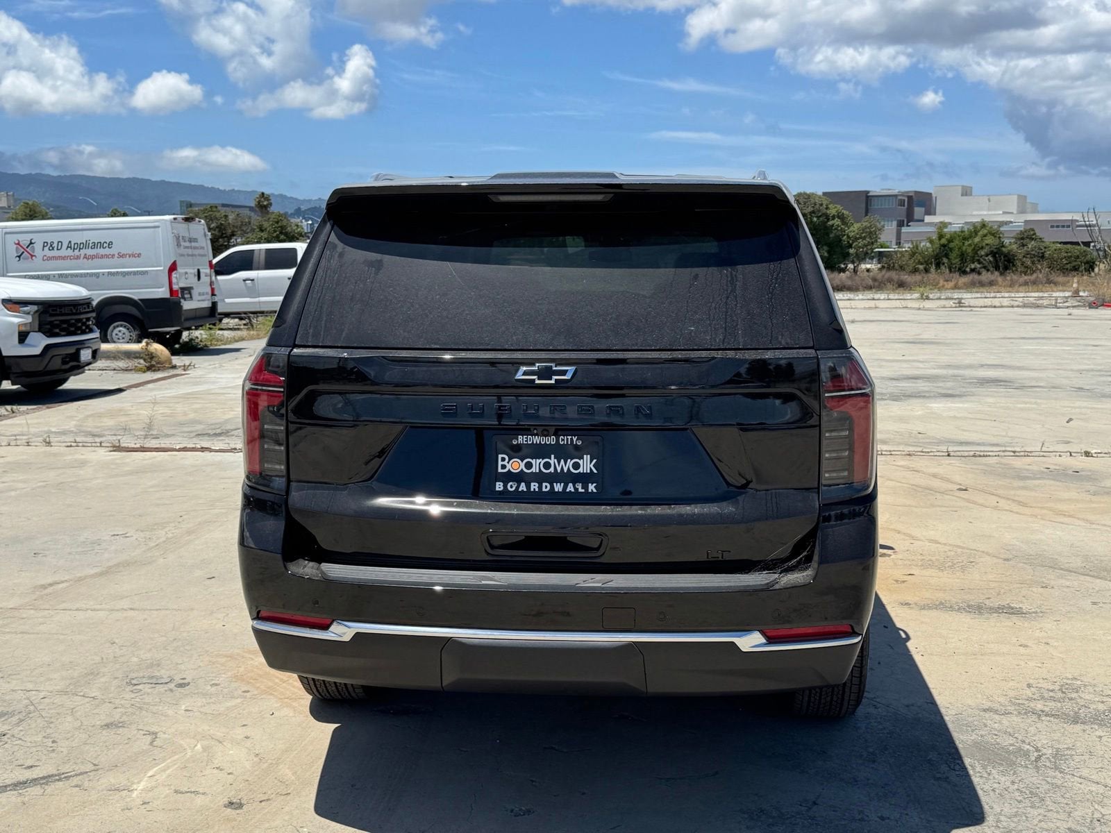 2026 Chevrolet Suburban LT
