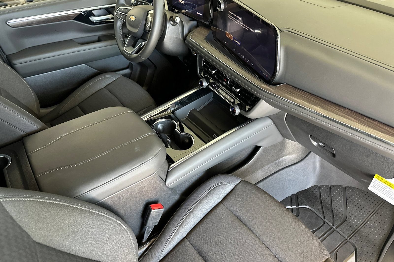 2026 Chevrolet Tahoe LS - Photo 14