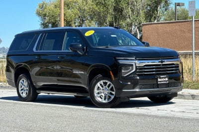 2025 Chevrolet Suburban LT