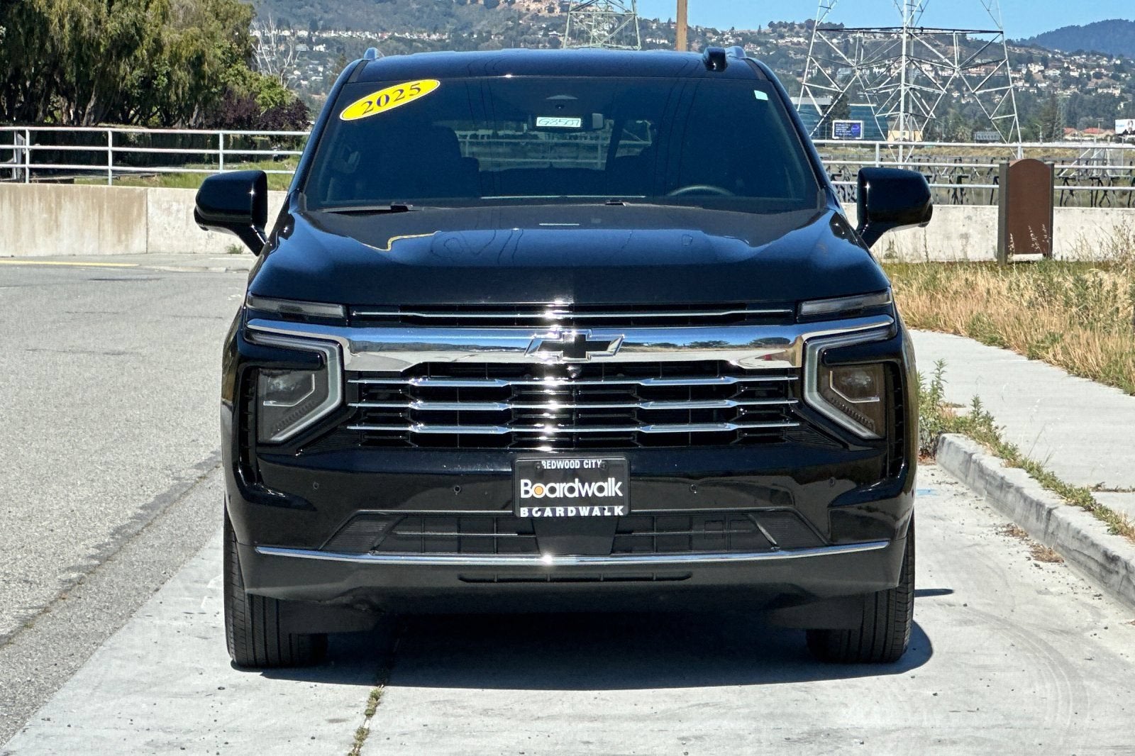 2025 Chevrolet Suburban LT