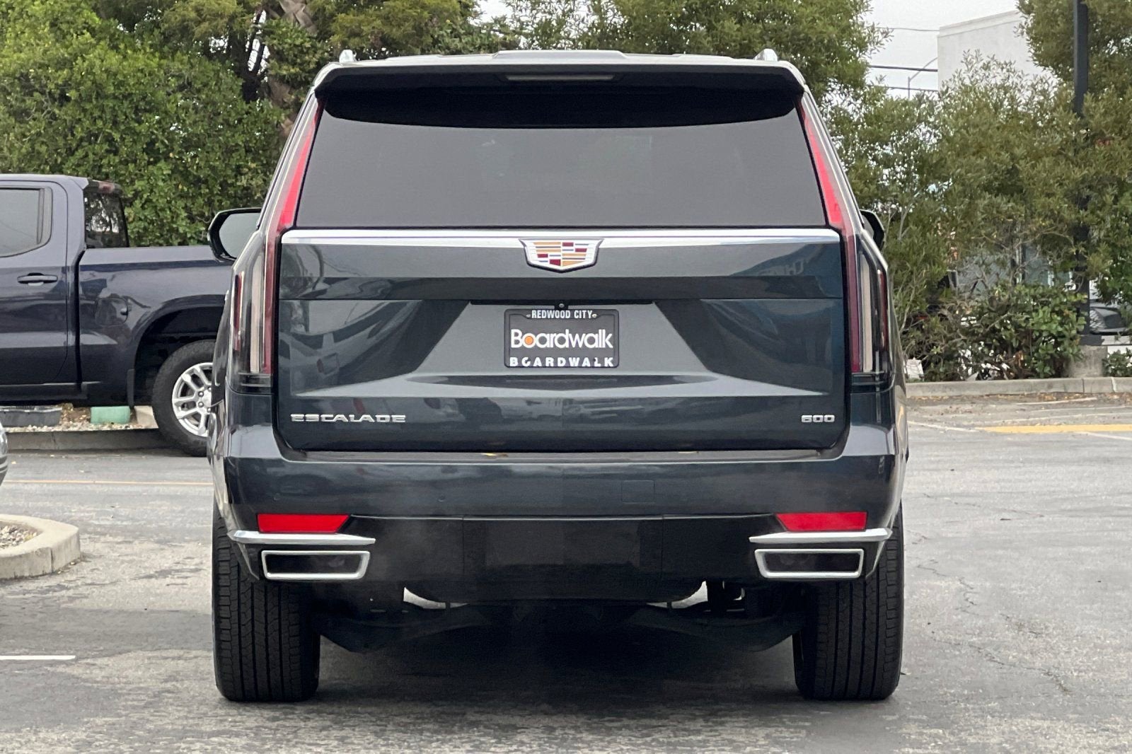 2022 Cadillac Escalade Luxury