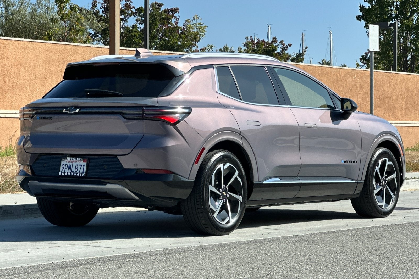 2024 Chevrolet Equinox EV 2LT