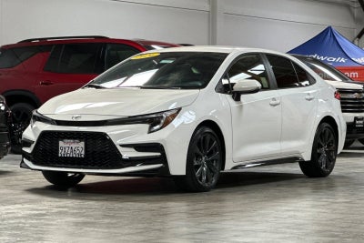 2026 Toyota Corolla Hybrid LE