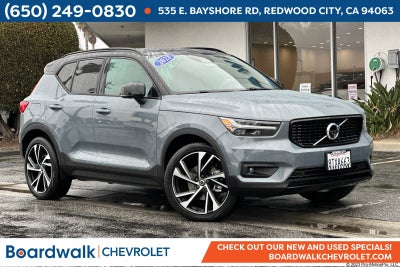 2021 Volvo XC40 R-Design