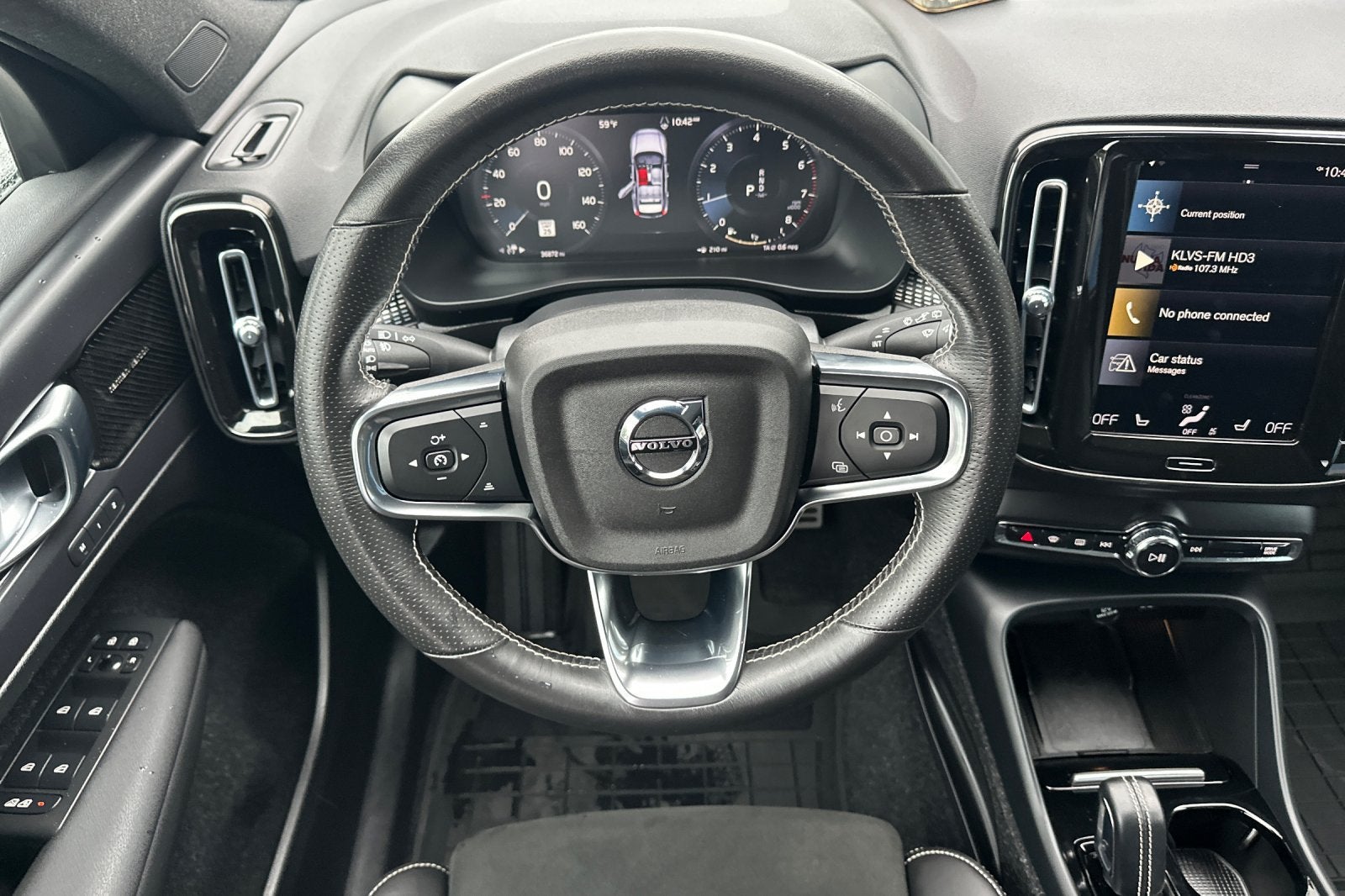 2021 Volvo XC40 R-Design
