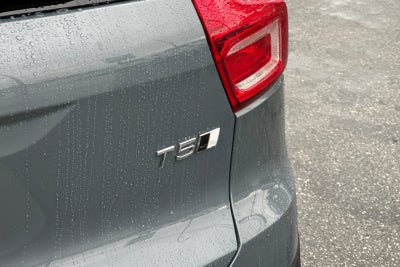 2021 Volvo XC40 R-Design